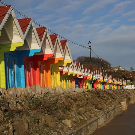 Surfers' Rest By East Coast Retreats * Scarborough